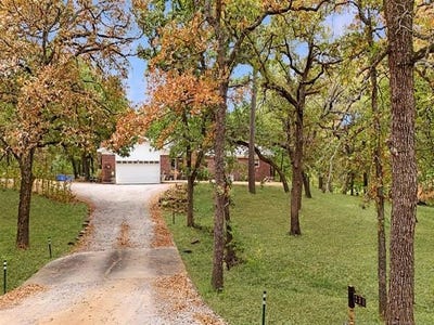 /international/us/231-serpentine-street-lone-grove-ok-110119738513/
