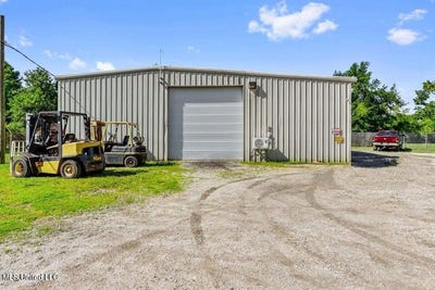 /international/us/526-1-2-main-street-bay-saint-louis-ms-110101951251/
