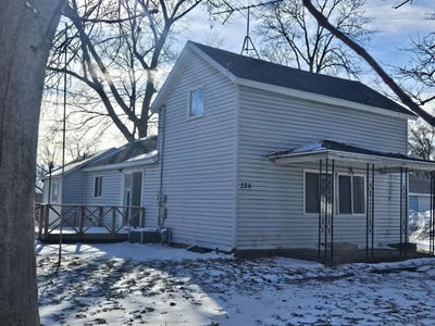 /international/us/326-greenwood-avenue-nashua-ia-110105203119/
