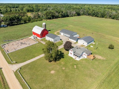 /international/us/21310-cutler-road-howard-city-mi-110110209645/