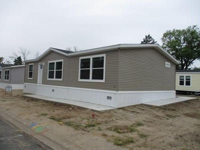 /international/us/12585-gavotte-avenue-apple-valley-mn-110104623279/