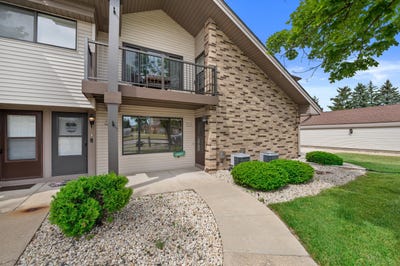 /international/us/w176n9763-rivercrest-dr-germantown-wi-110108580537/