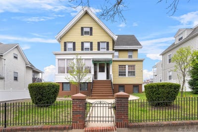 /international/us/135-beekman-avenue-sleepy-hollow-ny-110105274544/