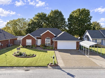 /international/us/13-fredricksburg-drive-jackson-tn-110120720749/