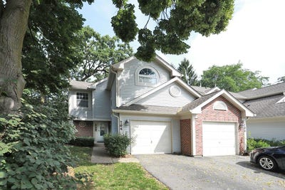 /international/us/704-shady-oaks-court-elgin-il-110109214287/