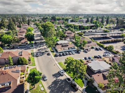 /international/us/5100-dunsmuir-road-bakersfield-ca-110108617722/