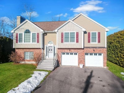 /international/us/129-sunset-drive-belmont-nh-110107339578/