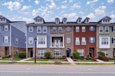 /international/us/4929-settlers-market-boulevard-williamsburg-va-110108294460/