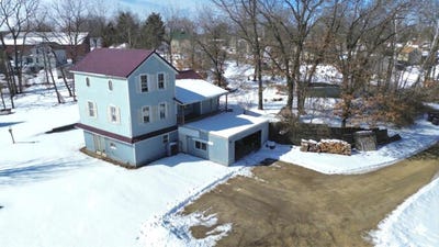 /international/us/215-e-logan-street-tomah-wi-110106274606/