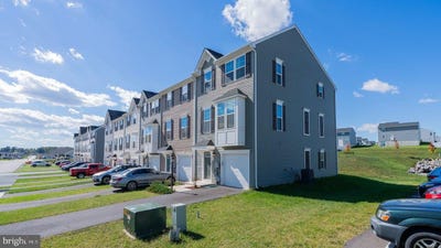 /international/us/84-dripping-spring-drive-hedgesville-wv-110120132254/