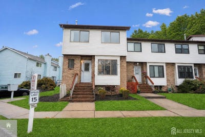 /international/us/9-wood-acres-drive-north-brunswick-nj-110119442004/
