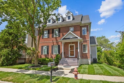 /international/us/335-w-carriage-lane-bensenville-il-110109120343/