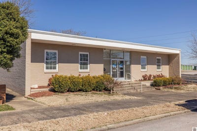 /international/us/206-maple-street-murray-ky-110097745522/?lang=zh-tw