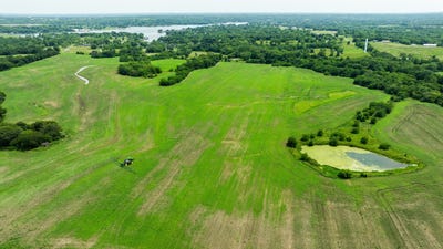 /international/us/midway-avenue-gallatin-mo-110104442073/