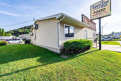 /international/us/307-depot-st-chaseburg-wi-110119763019/