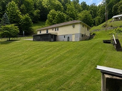 /international/us/11-beech-creek-road-matewan-wv-110108667194/?lang=zh-tw