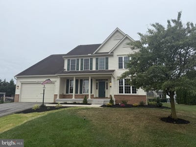/international/us/900-joy-drive-greencastle-pa-110110275573/