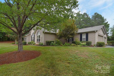 /international/us/3065-polo-view-lane-matthews-nc-110101465439/?lang=id