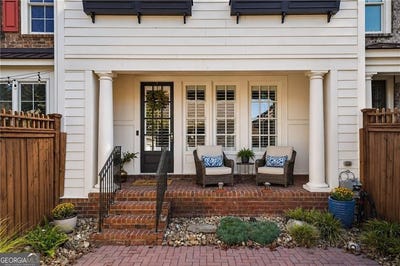 /international/us/6088-holly-park-lane-se-mableton-ga-110105867290/