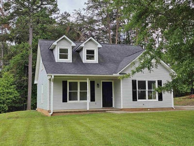 /international/us/120-salem-st-spartanburg-sc-110101028292/