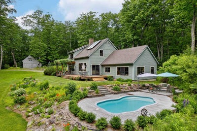 /international/us/683-reservoir-road-hartford-vt-110108574601/