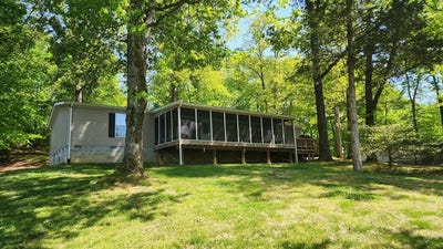 /international/us/218-meadow-ln-byrdstown-tn-110107477124/