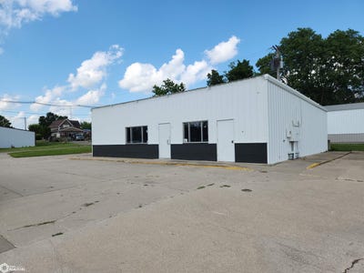 /international/us/400-s-county-road-toledo-ia-110100812701/