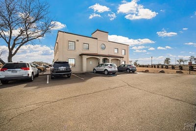 /international/us/19-e-abarr-dr-pueblo-west-co-110105866897/