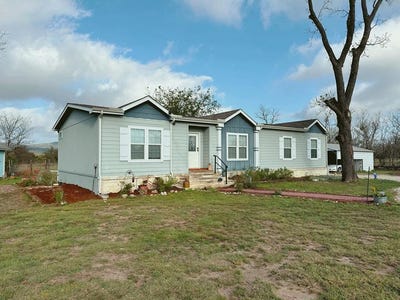 /international/us/5200-rr-1120-rio-frio-tx-110106732850/