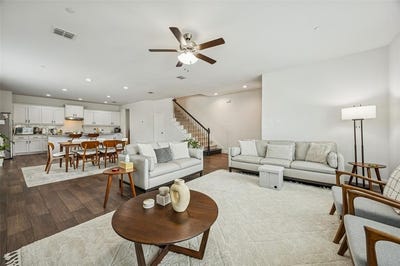 /international/us/6832-henry-drive-north-richland-hills-tx-110105390730/