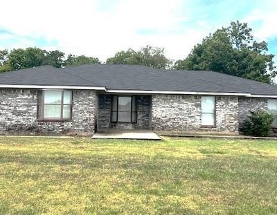 /international/us/8006-state-highway-34-ladonia-tx-110099823147/