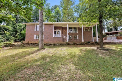 /international/us/217-4th-street-pleasant-grove-al-110101179558/