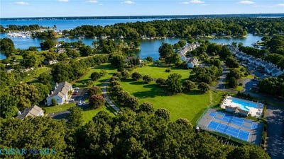 /international/us/1850-dockside-drive-hayes-va-110108997832/?lang=th