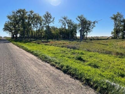 /international/us/389-127th-street-aberdeen-sd-110090327345/