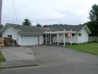 /international/us/121-azalea-klamath-ca-110097611801/