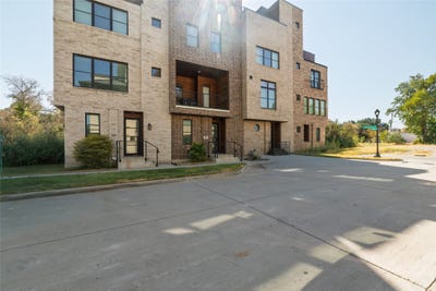 /international/us/449-s-rayner-street-fort-worth-tx-110119915648/