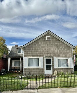 /international/us/1021-s-wyoming-street-butte-mt-110107224305/