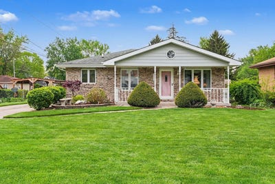 /international/us/3333-186th-street-lansing-il-110107801396/
