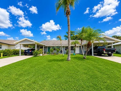 /international/us/4441-4443-se-village-road-stuart-fl-110108948212/