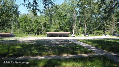 /international/us/3681-bernice-drive-saginaw-mi-110120420325/