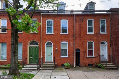 /international/us/352-w-orange-street-lancaster-pa-110108378757/
