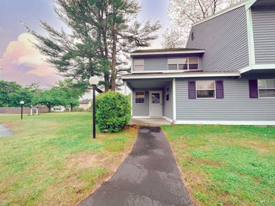 /international/us/24-witham-street-sanford-me-110109168017/