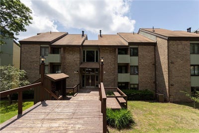 /international/us/3b2-mountain-villas-champion-pa-110109231450/