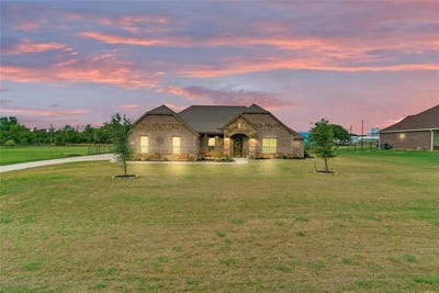 /international/us/217-maverick-court-granbury-tx-110101171839/?lang=zh-tw