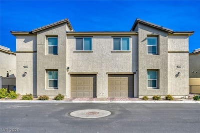 /international/us/2758-champagne-gold-avenue-north-las-vegas-nv-110106556799/