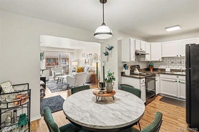 /international/us/2440-parmenter-boulevard-royal-oak-mi-110108781243/