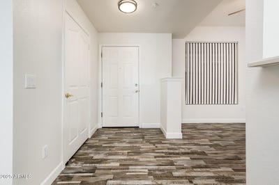 /international/us/14950-w-mountain-view-boulevard-surprise-az-110102029893/