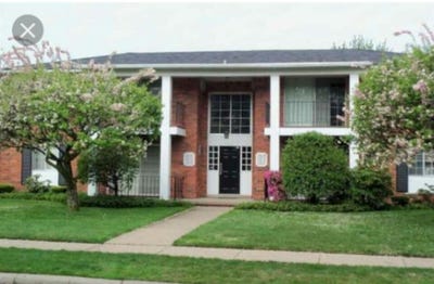 /international/us/22039-e-11-mile-road-saint-clair-shores-mi-110106553382/