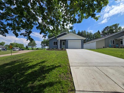 /international/us/528-e-st-charles-avenue-fergus-falls-mn-110108747575/