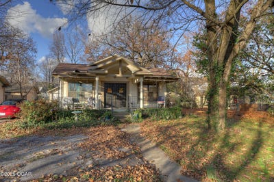 /international/us/614-e-14th-street-baxter-springs-ks-110103737235/